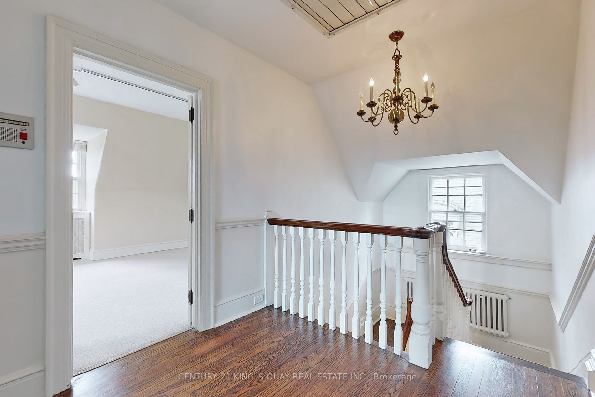 435 Russell Hill Rd
