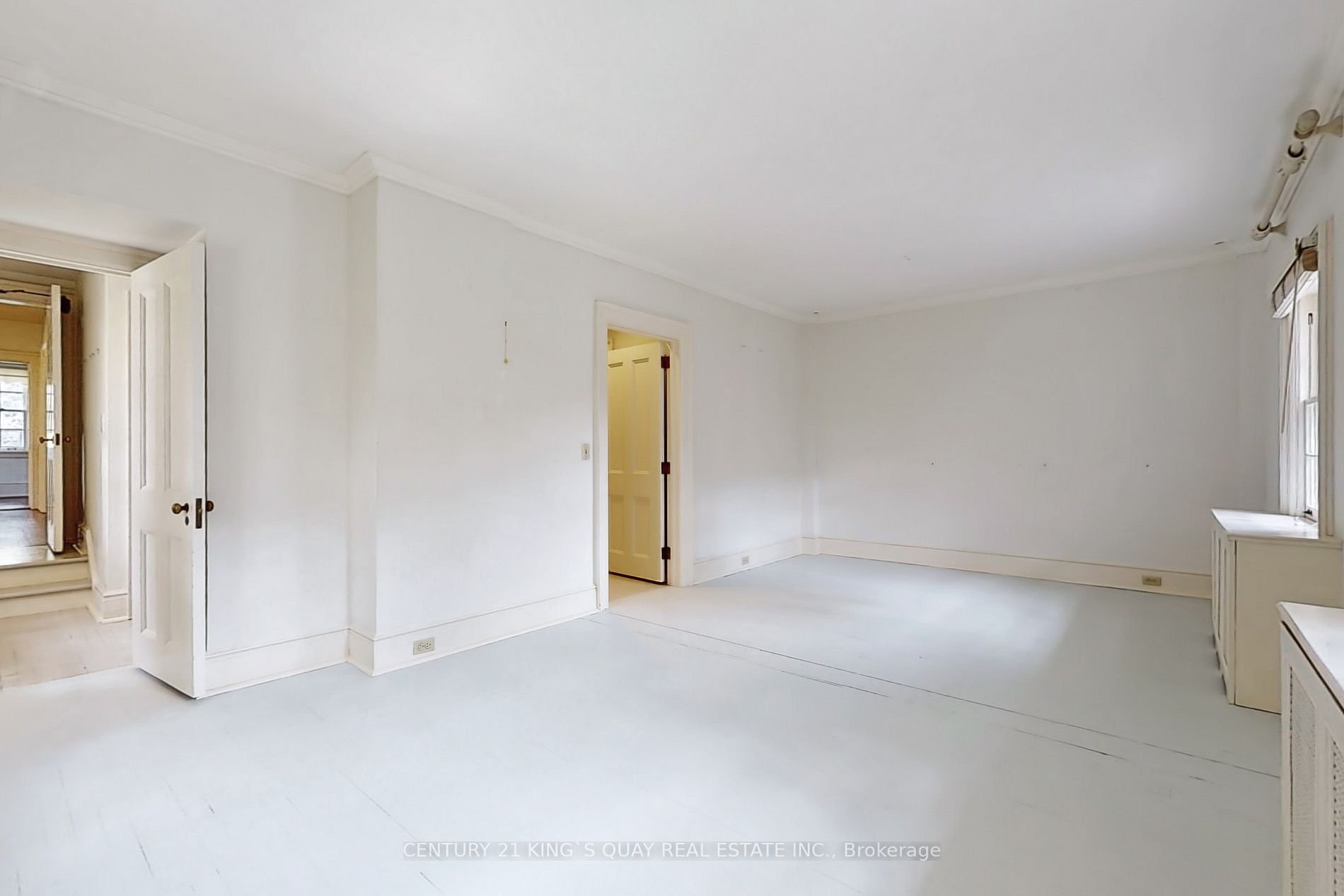 435 Russell Hill Rd