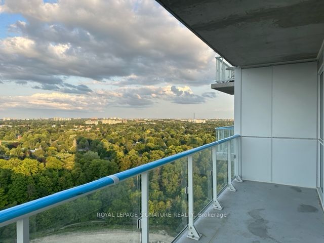10 Deerlick Crt, #1407