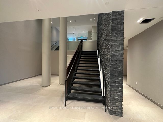 10 Deerlick Crt, #1407