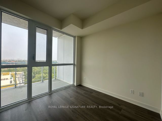 10 Deerlick Crt, #1407