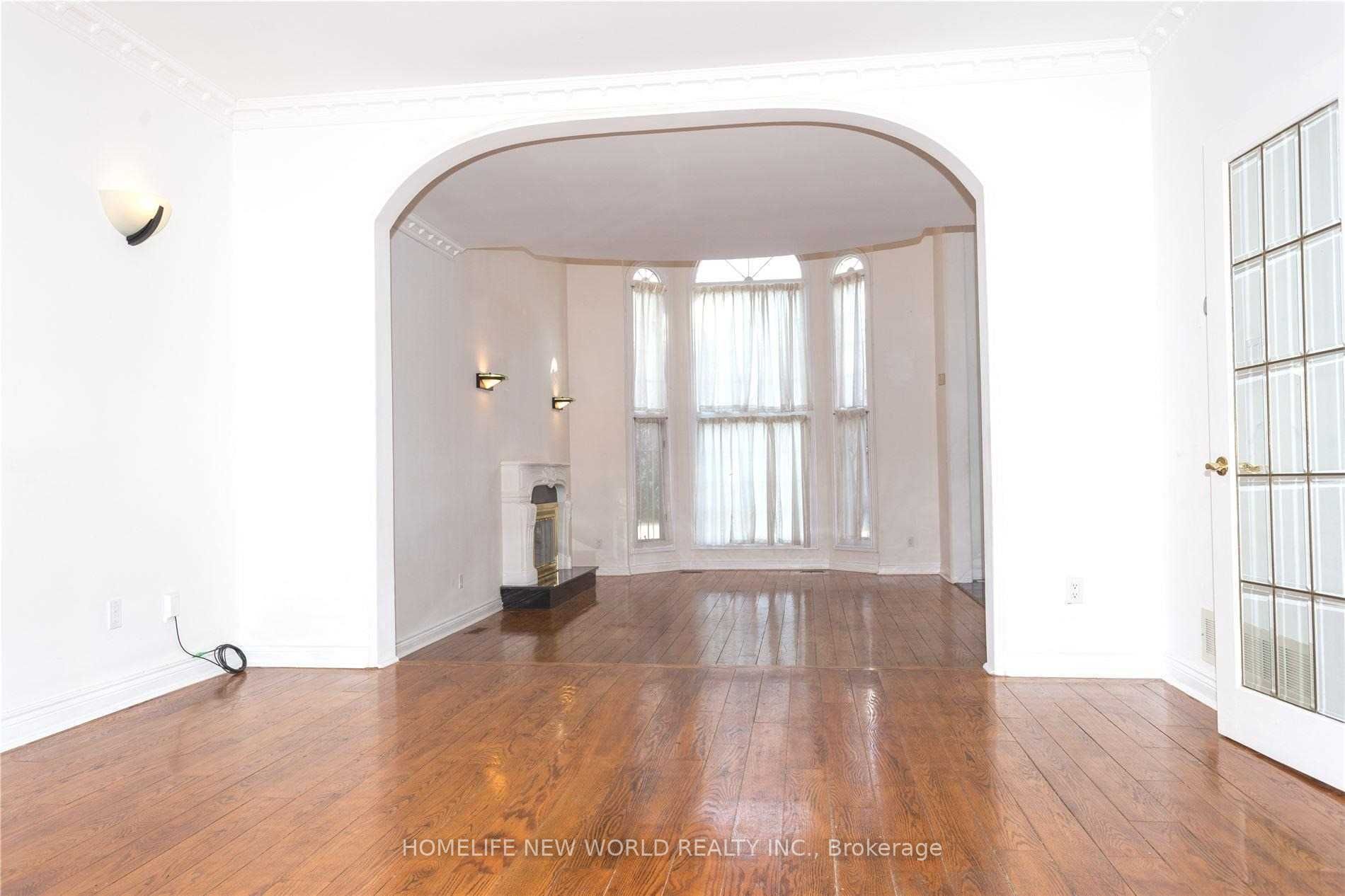 Listing C6696866 - Large Photo # 5