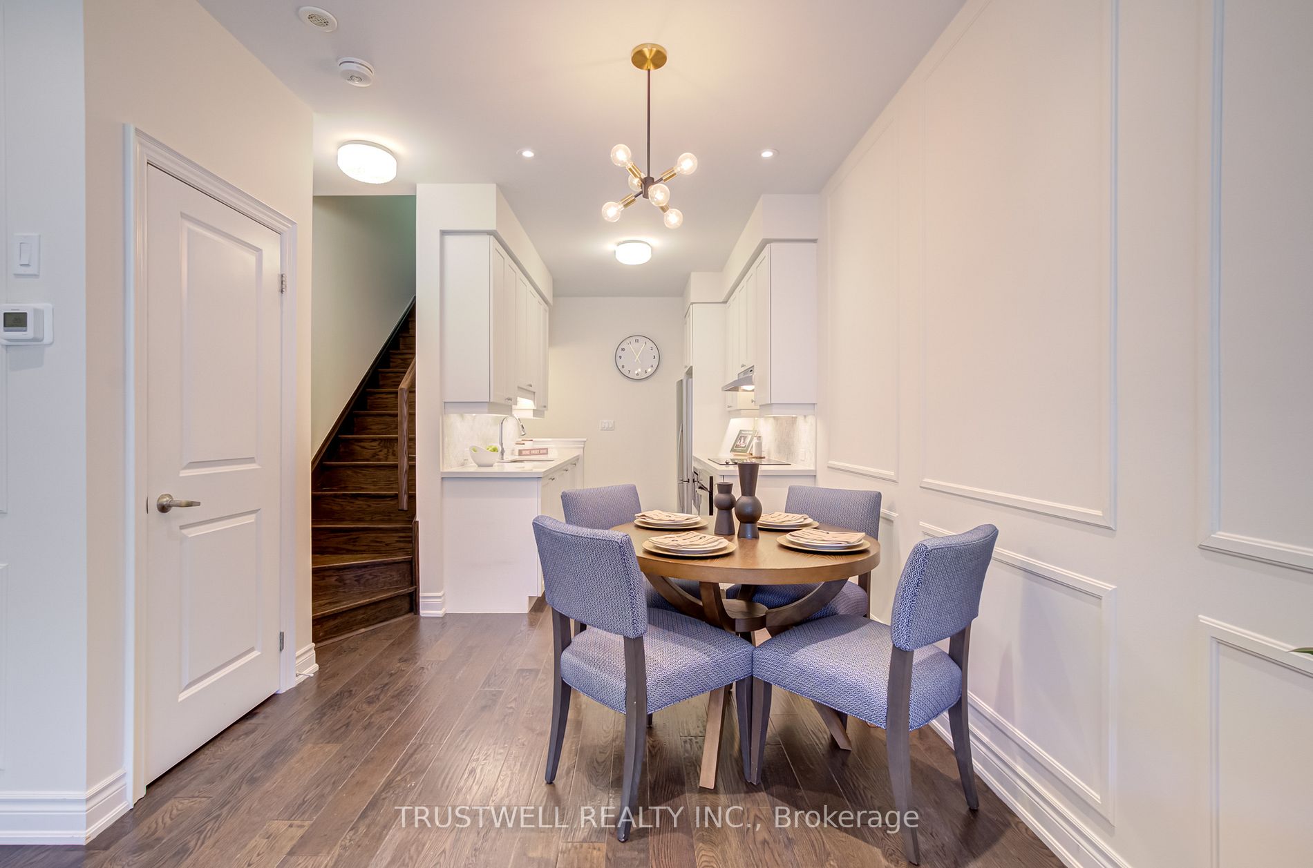 2112 Bayview Ave, #119