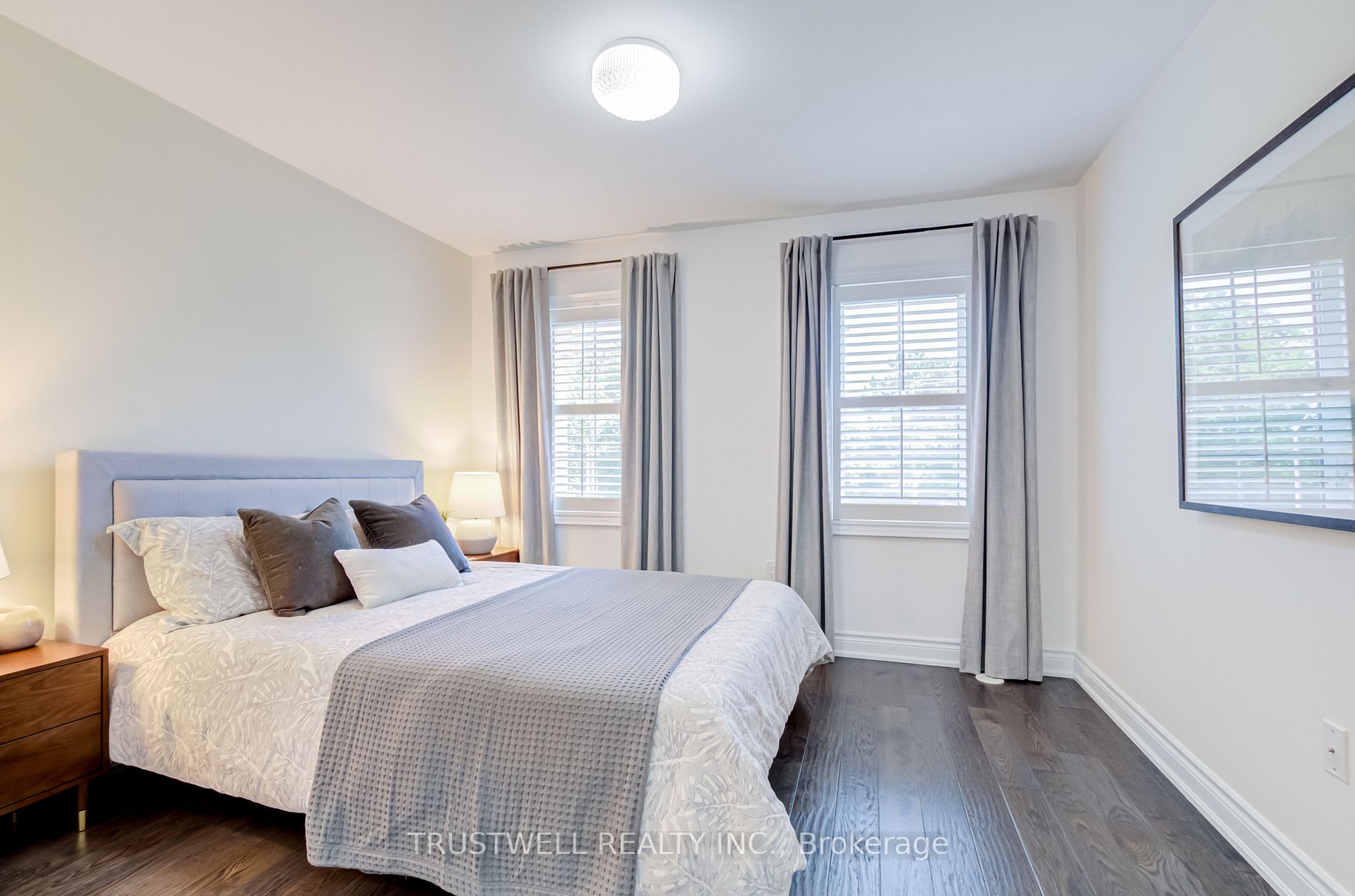 2112 Bayview Ave, #119