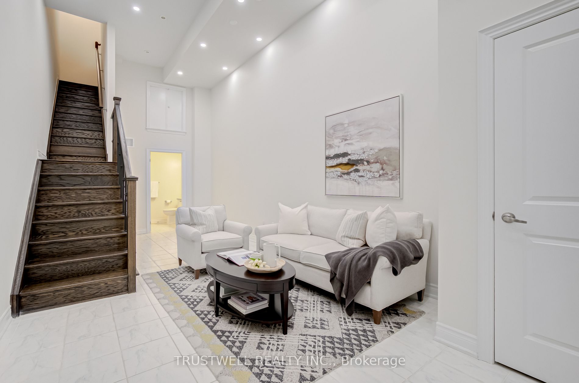 2112 Bayview Ave, #119