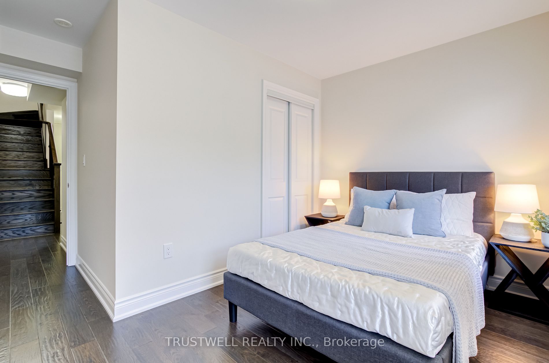 2112 Bayview Ave, #119
