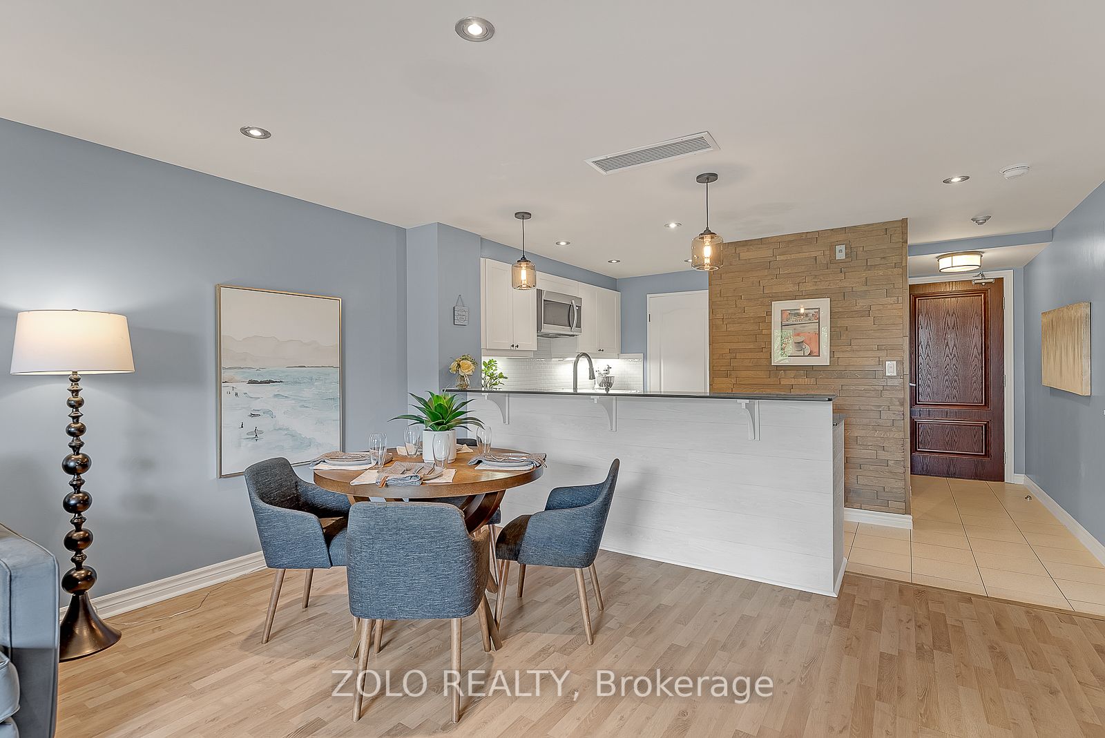 9 Greenbriar Rd, #210