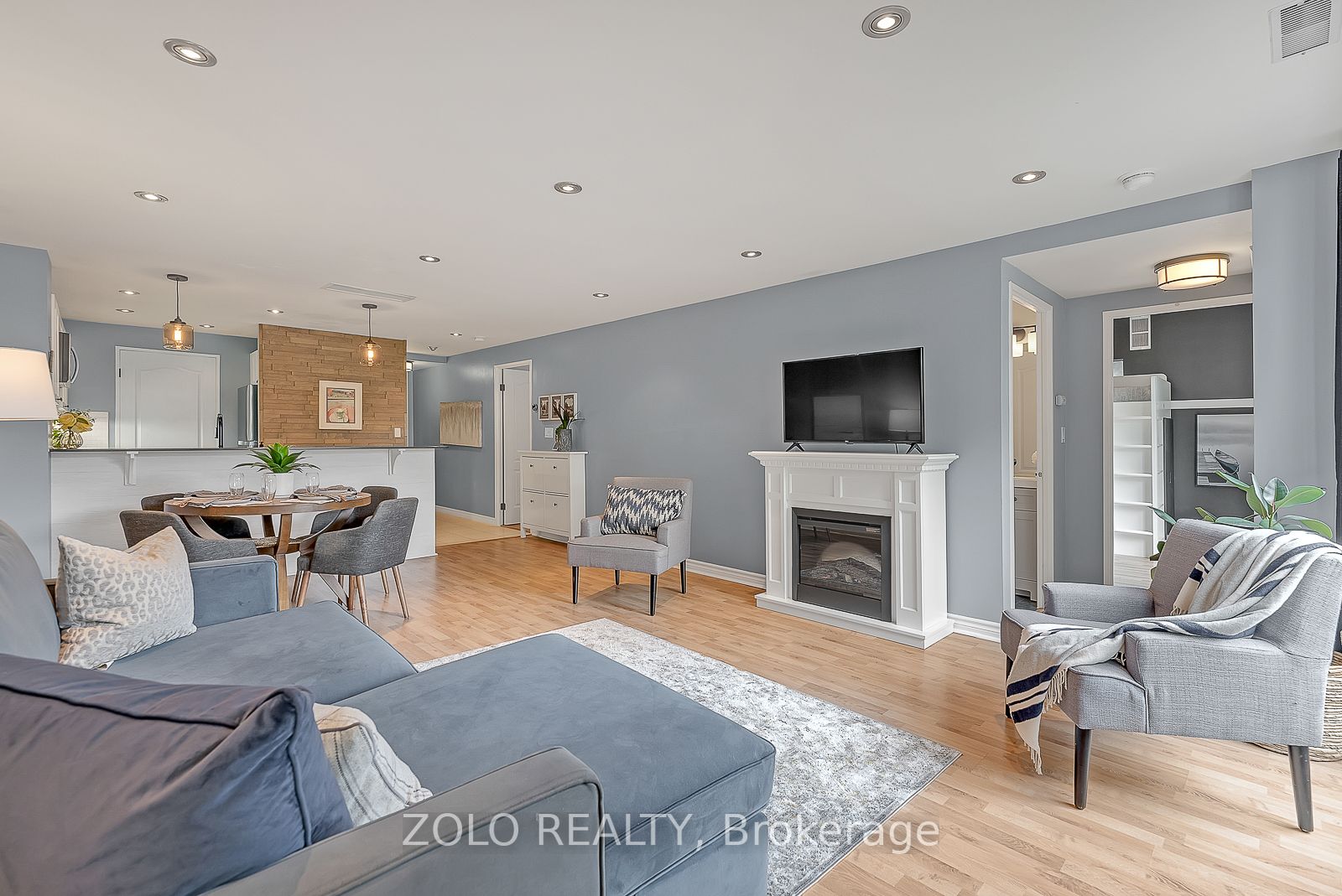 9 Greenbriar Rd, #210