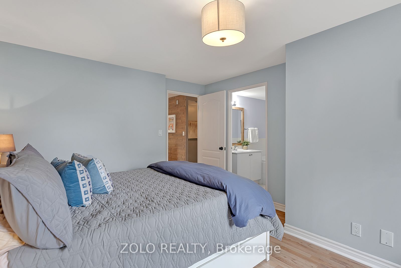 9 Greenbriar Rd, #210