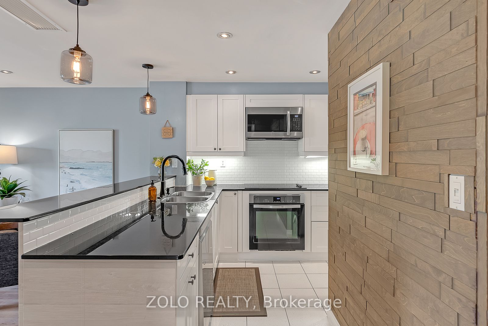 9 Greenbriar Rd, #210