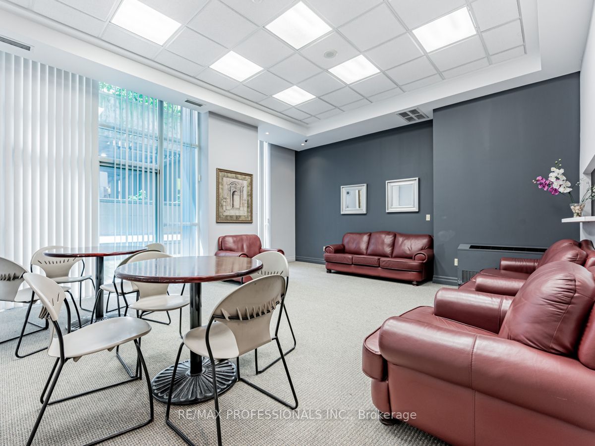 30 Hayden St, #1204