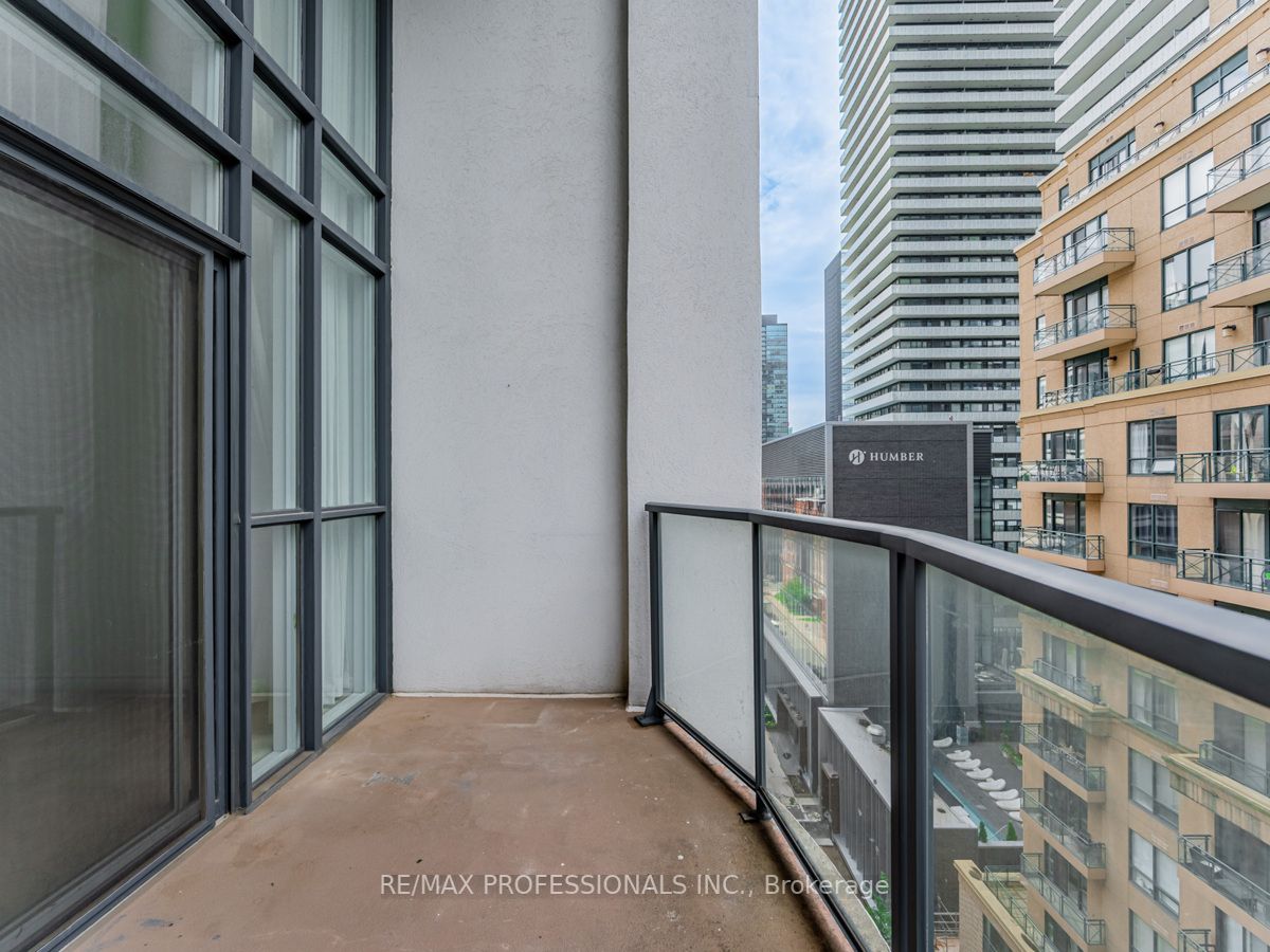 30 Hayden St, #1204