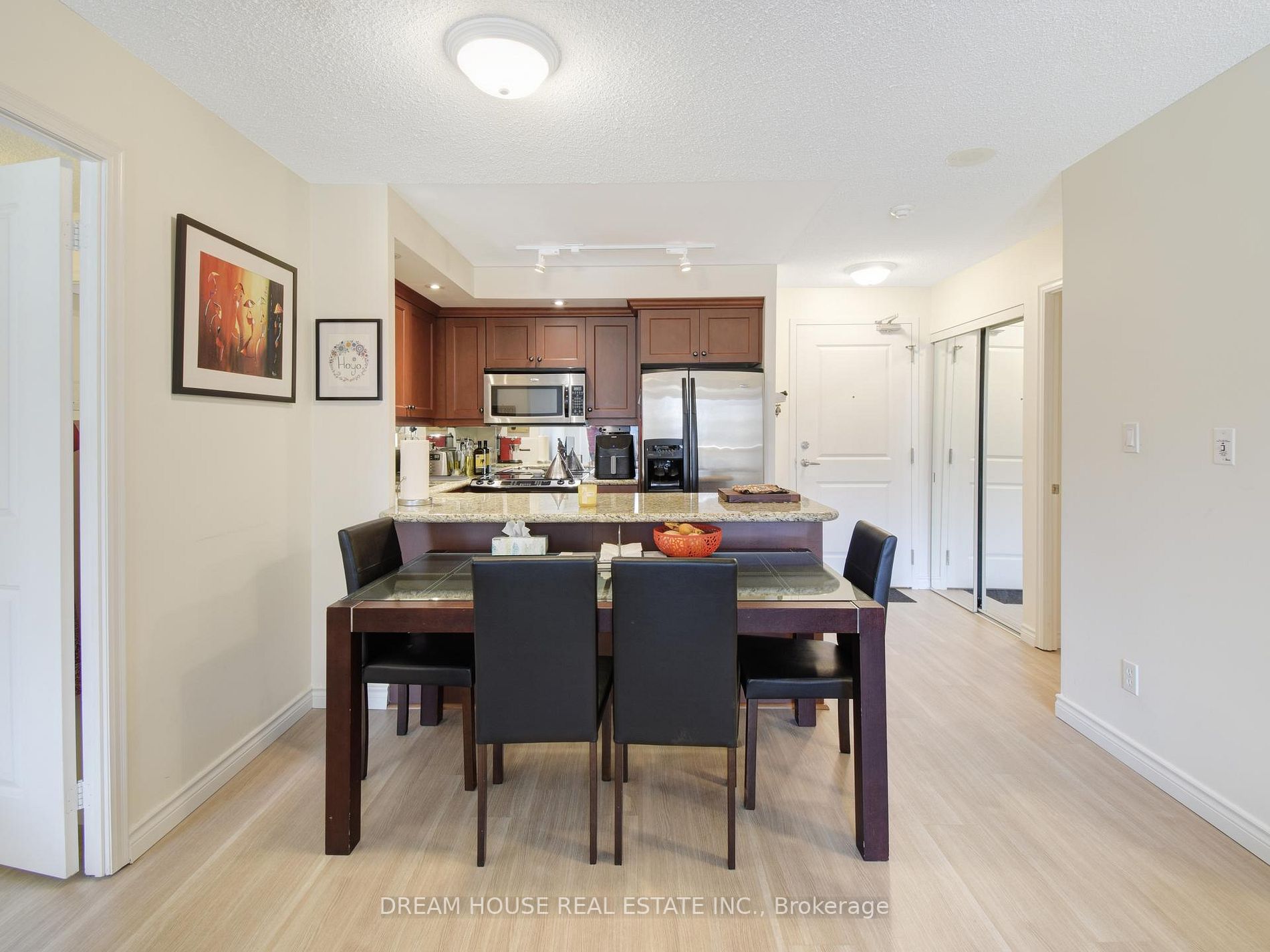 900 Mount Pleasant Road, #308