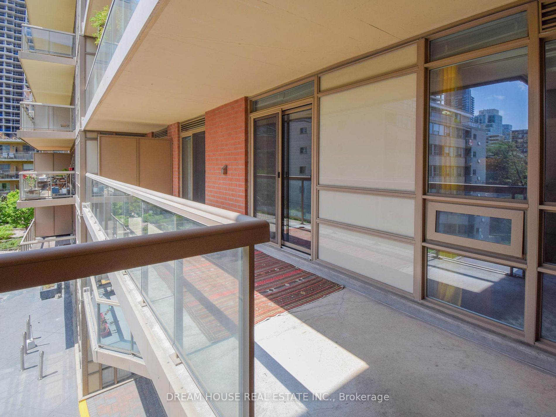 900 Mount Pleasant Road, #308