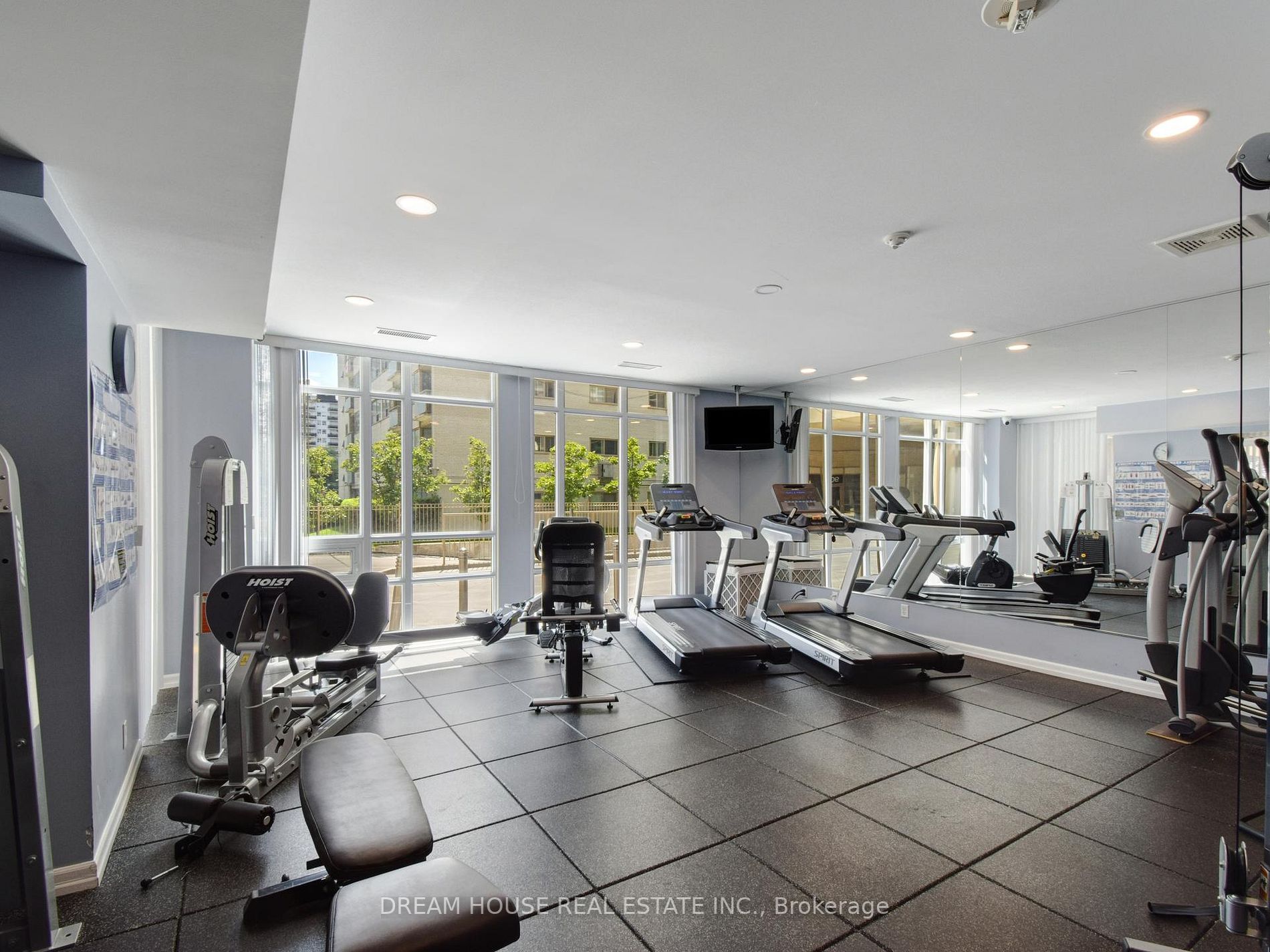 900 Mount Pleasant Road, #308