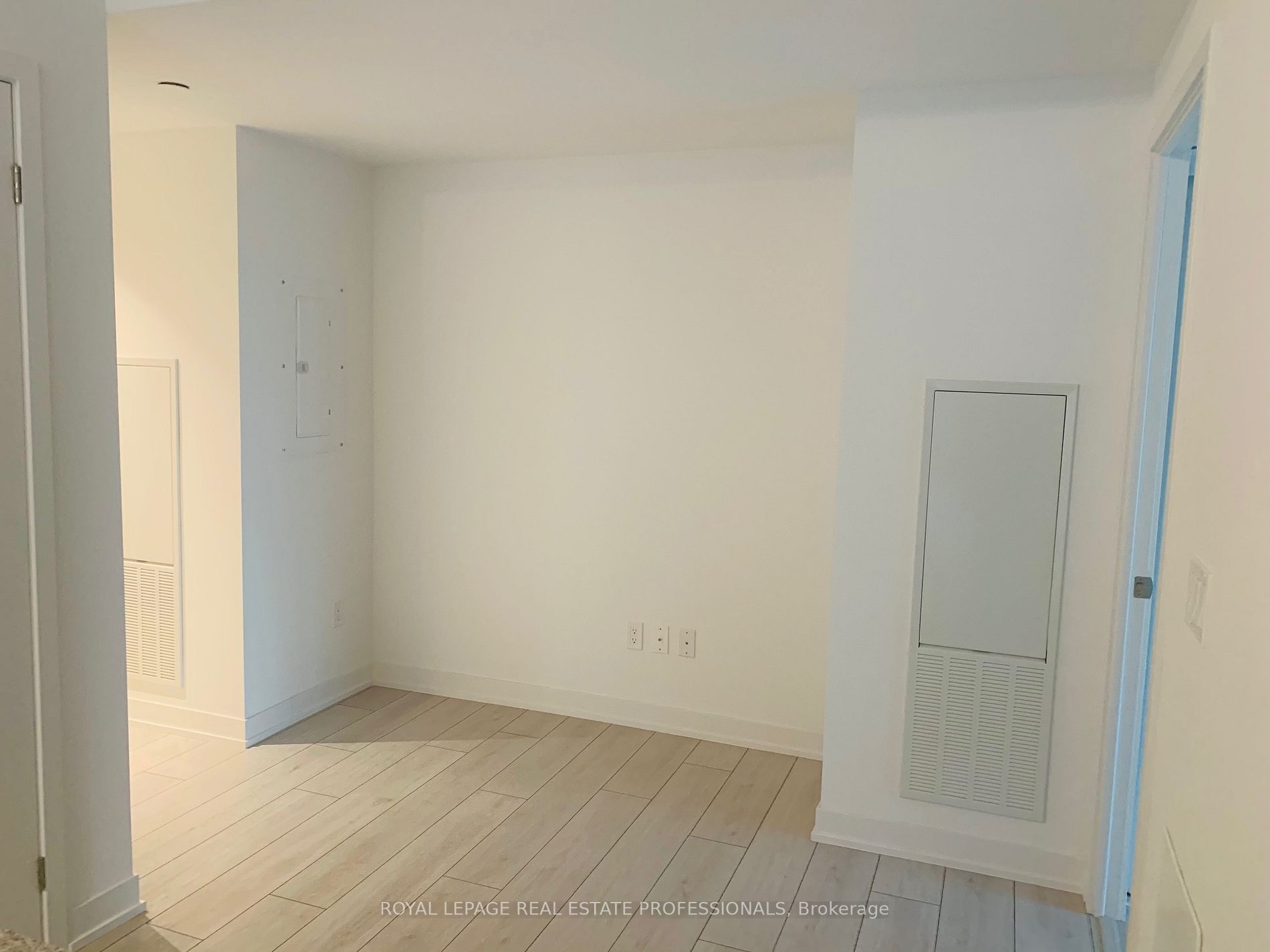 31 Tippett Rd, #445