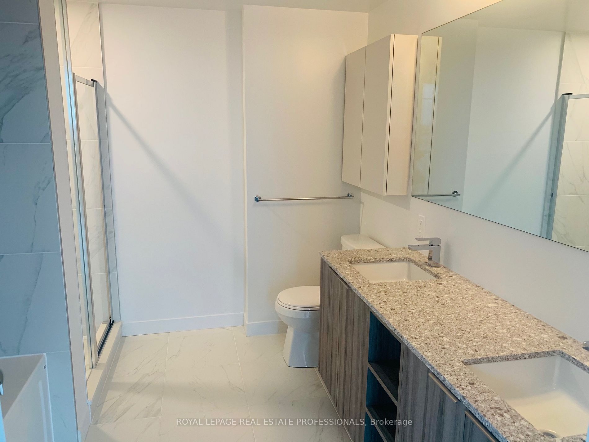31 Tippett Rd, #445