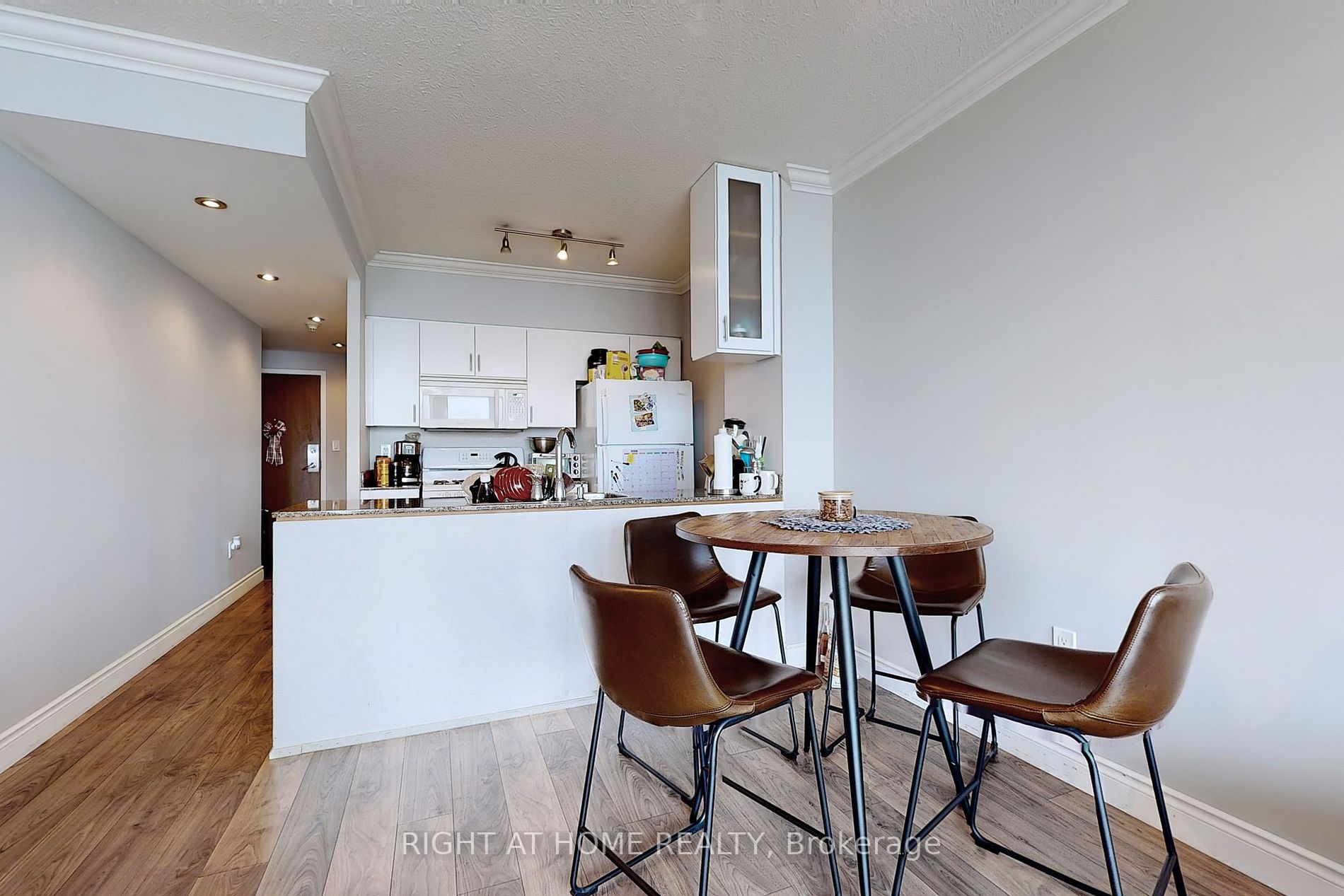 35 Mariner Terr, #1611