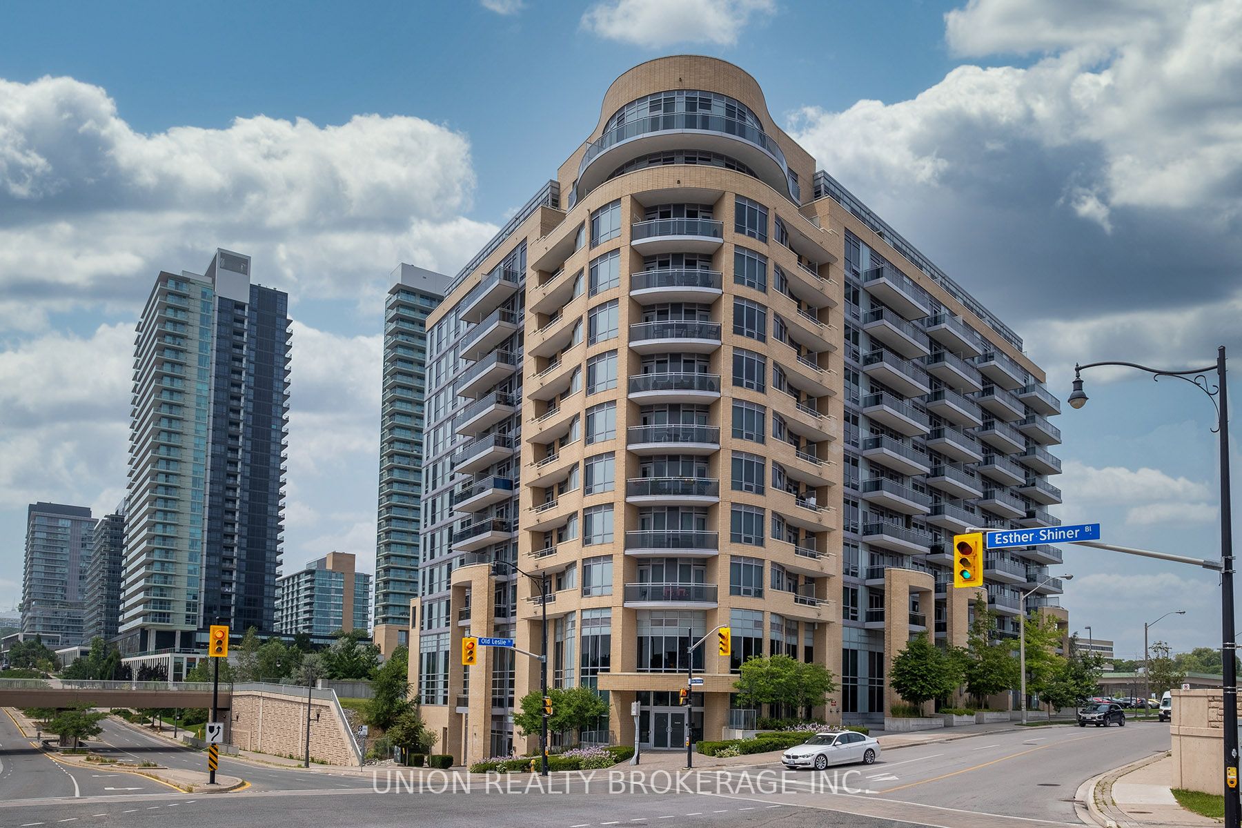 2756 Old Leslie St, #506