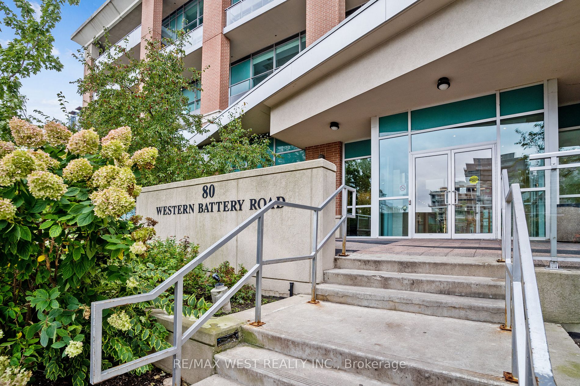 80 Western Battery Rd, #503