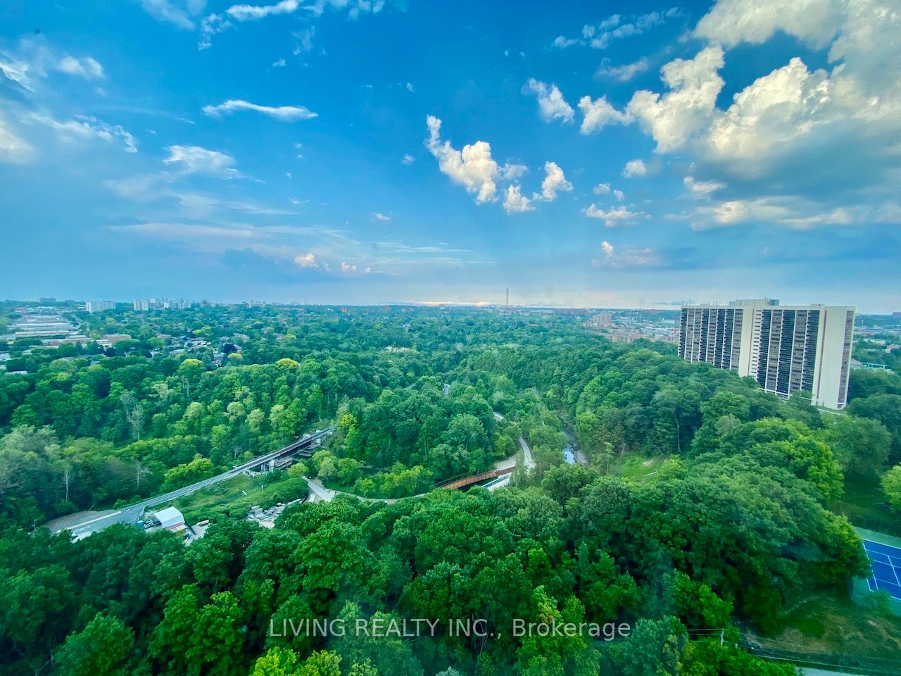 5 Concorde Pl, #2110