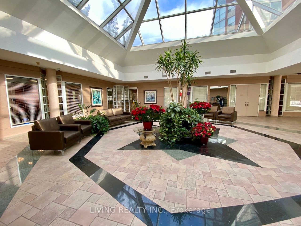 5 Concorde Pl, #2110