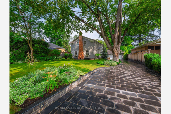 90 Burndale Ave, Toronto