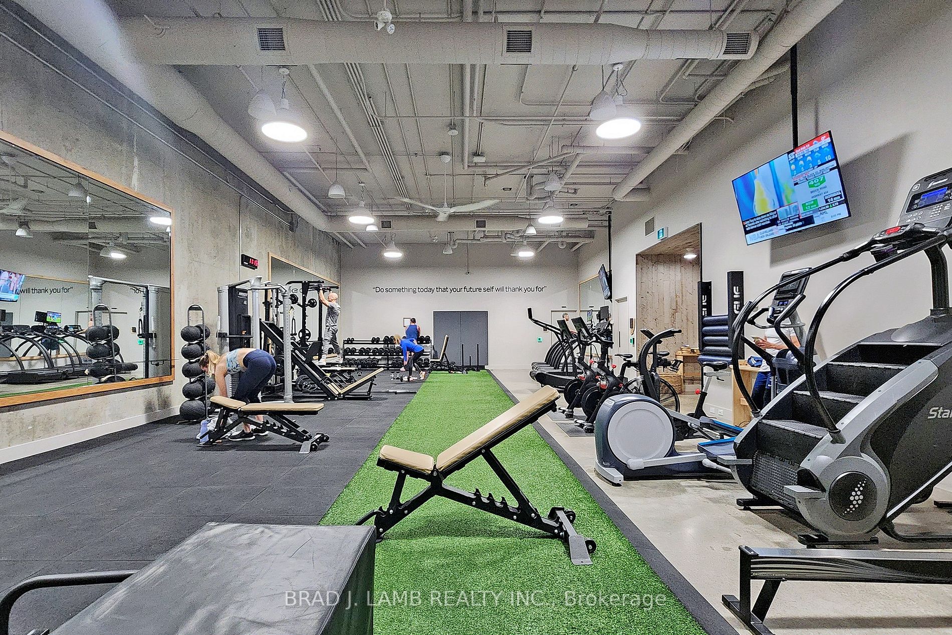 55 Stewart St, #518