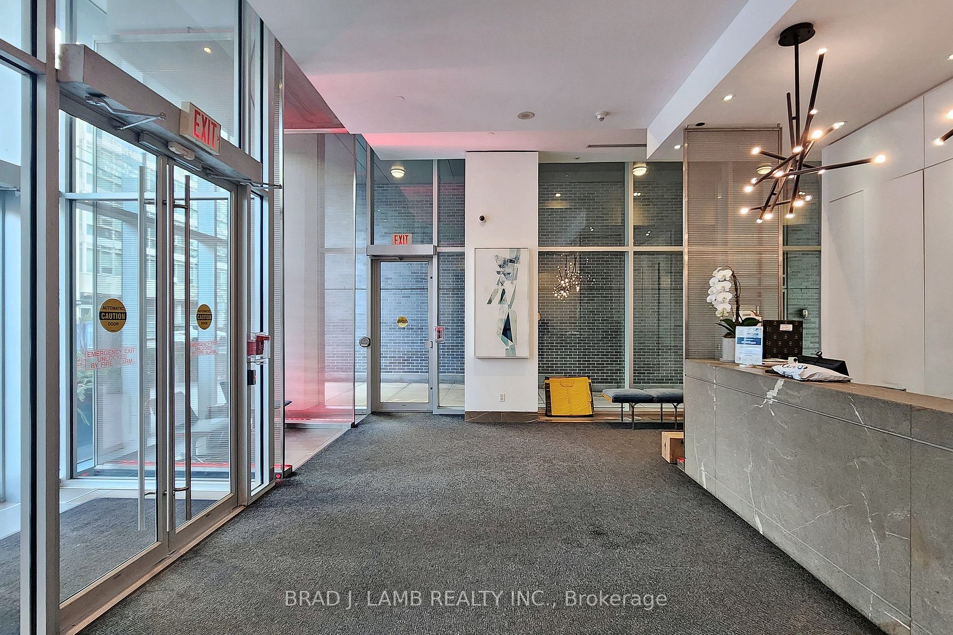 55 Stewart St, #518