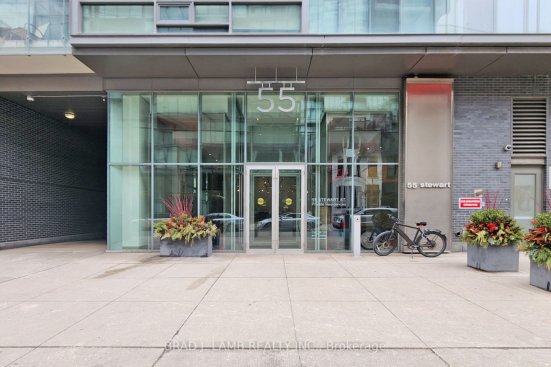 55 Stewart St, #518