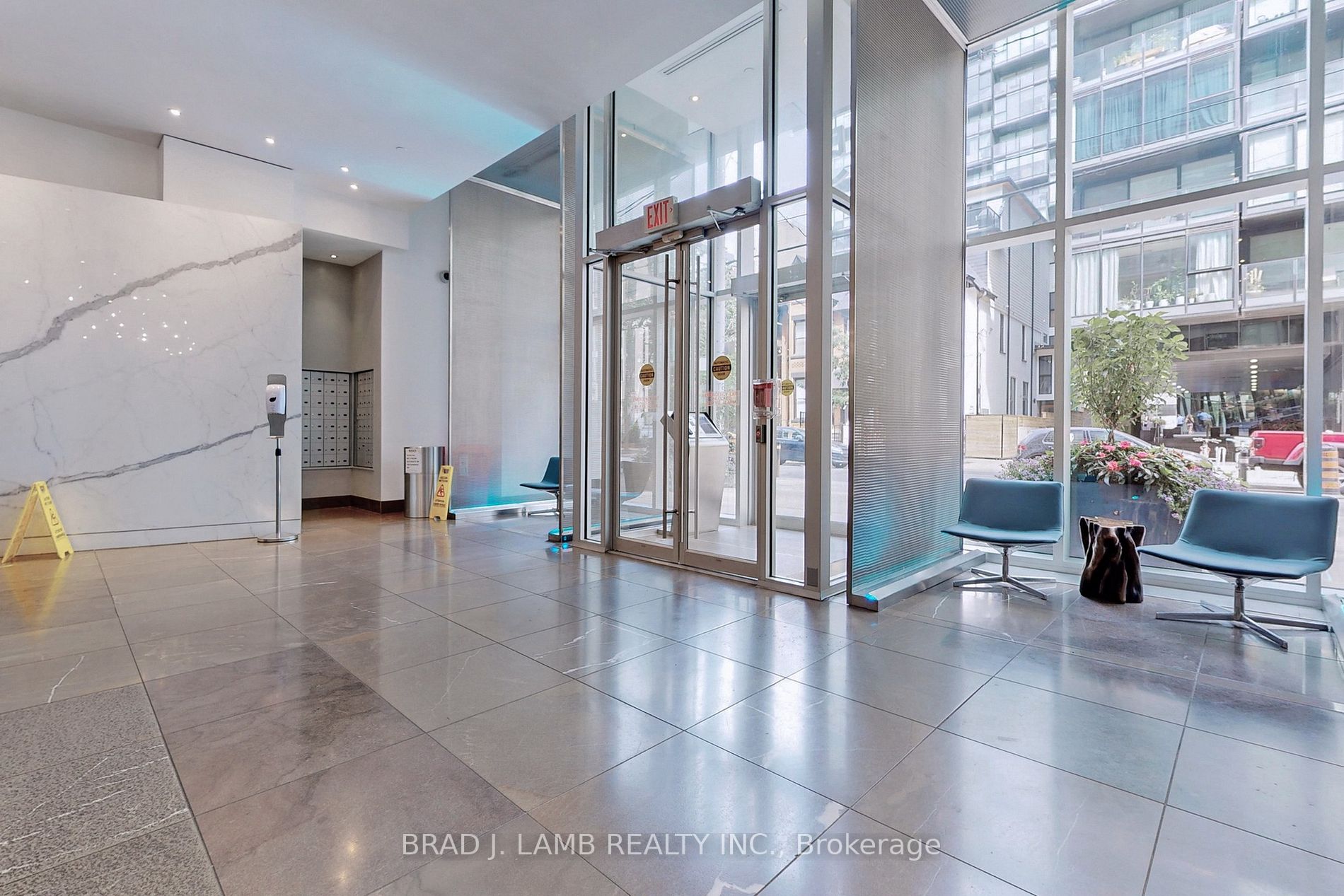 55 Stewart St, #518