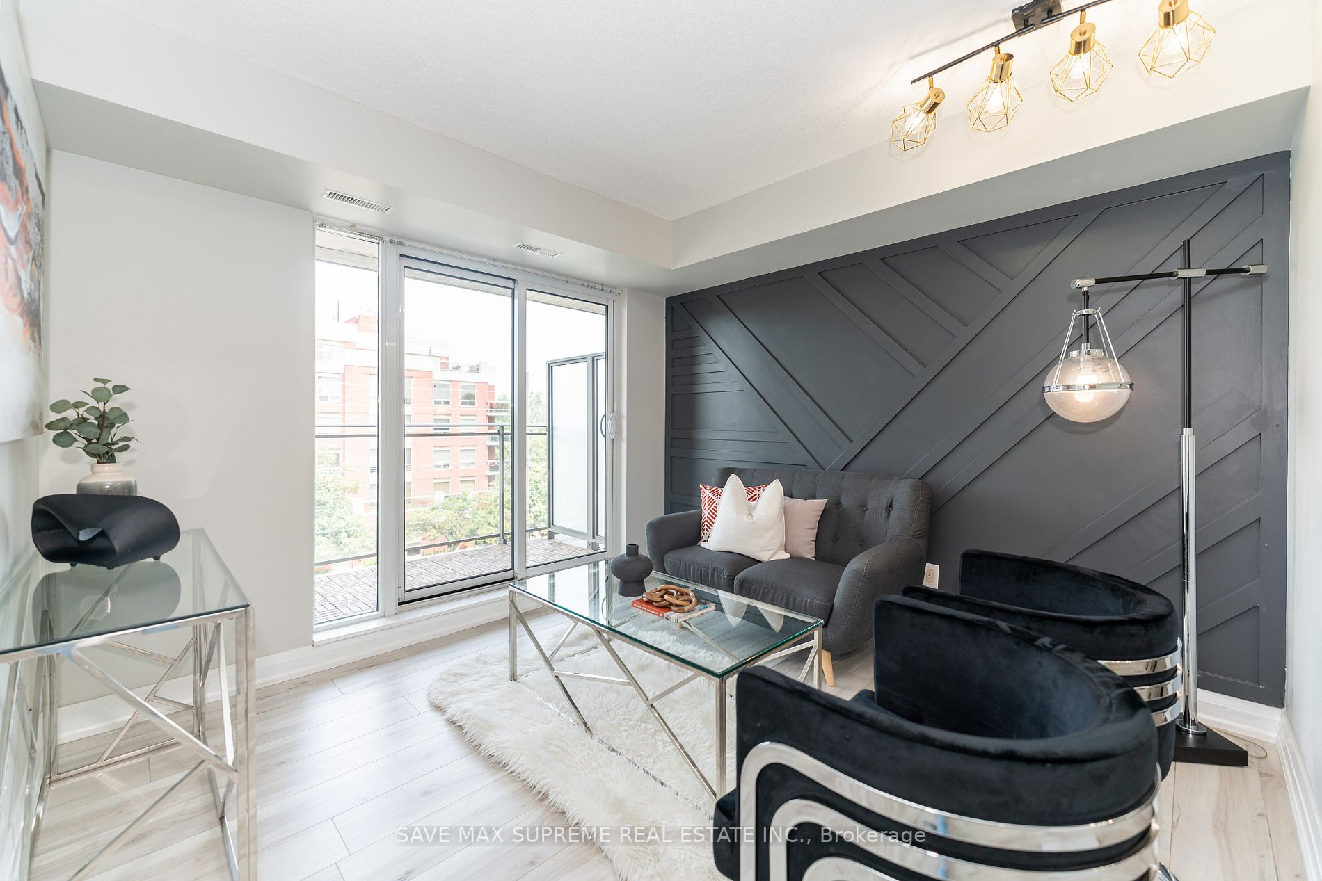 801 Sheppard Ave W, #515