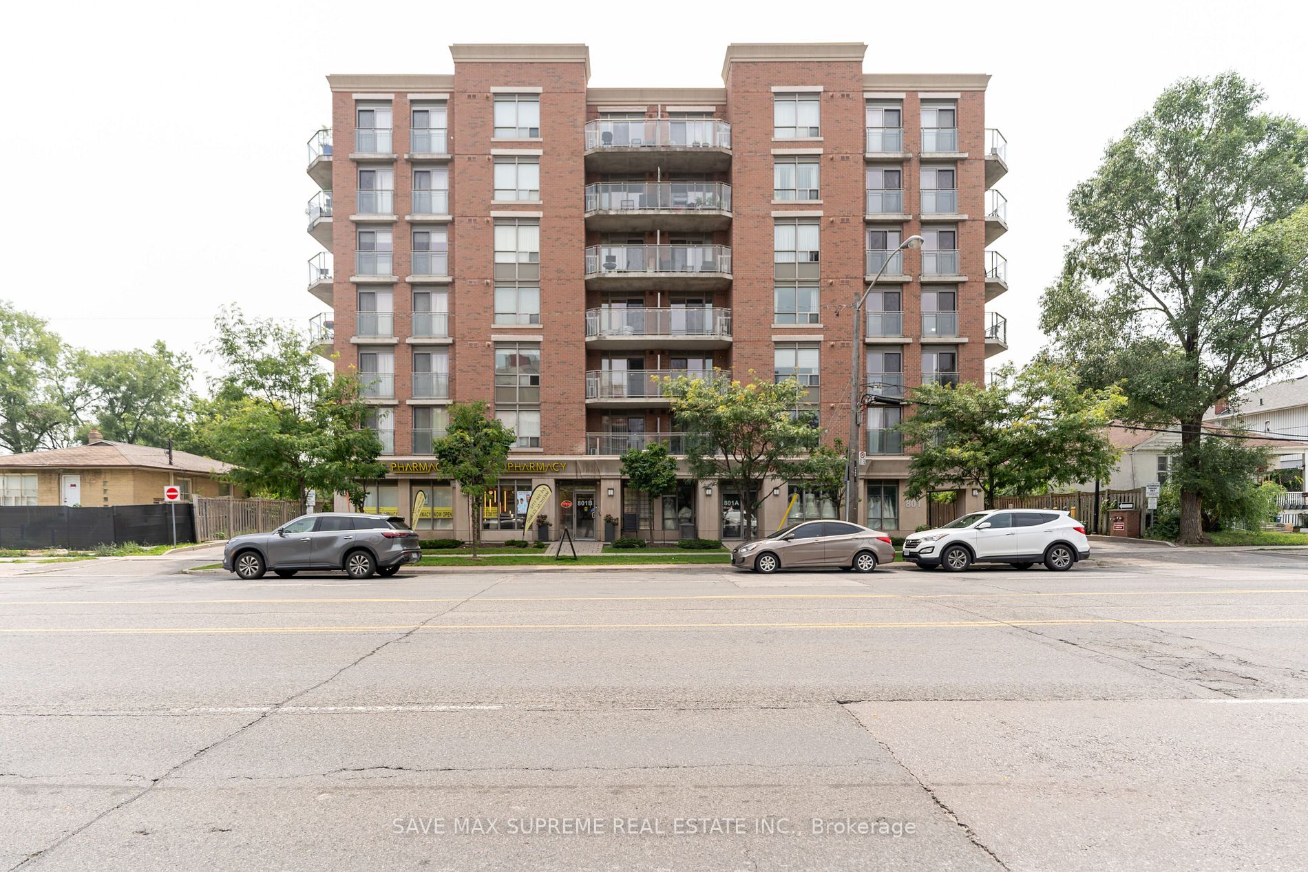 801 Sheppard Ave W, #515