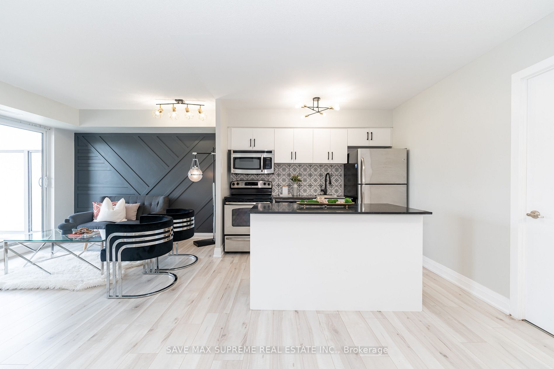 801 Sheppard Ave W, #515