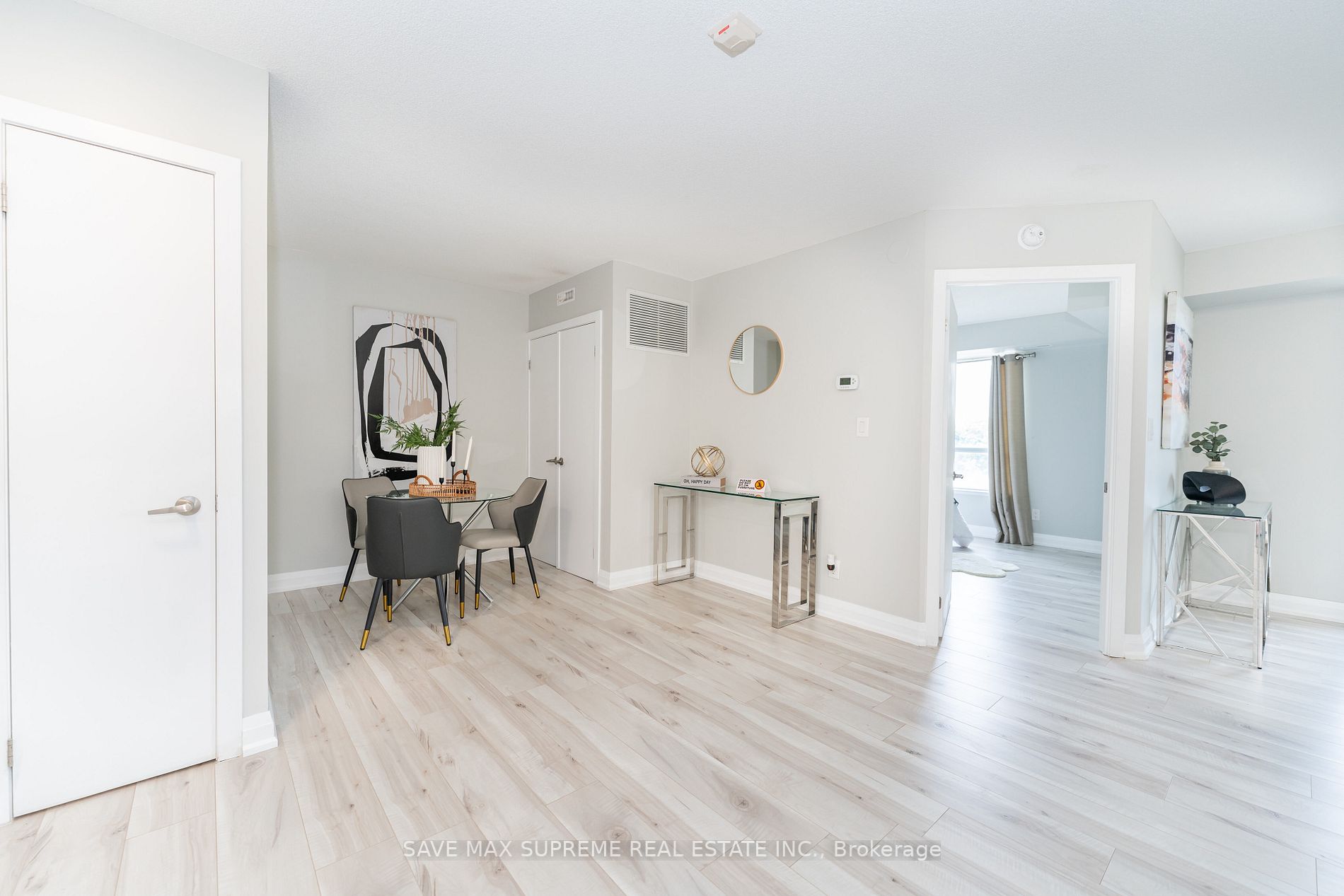 801 Sheppard Ave W, #515