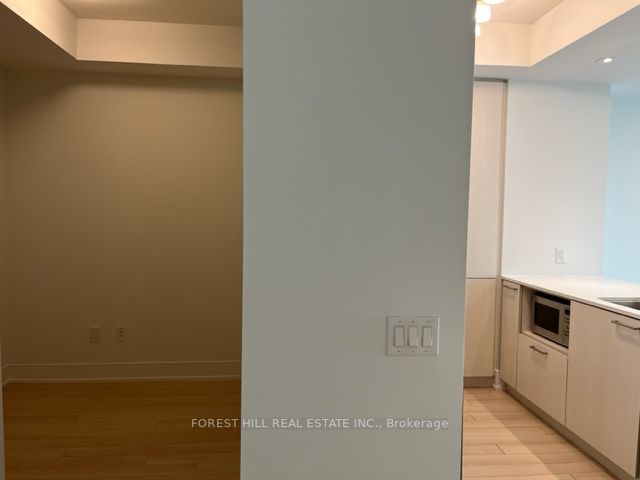 310 Tweedsmuir Ave, #1906