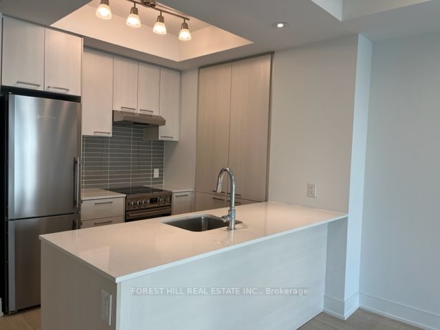 310 Tweedsmuir Ave, #1906