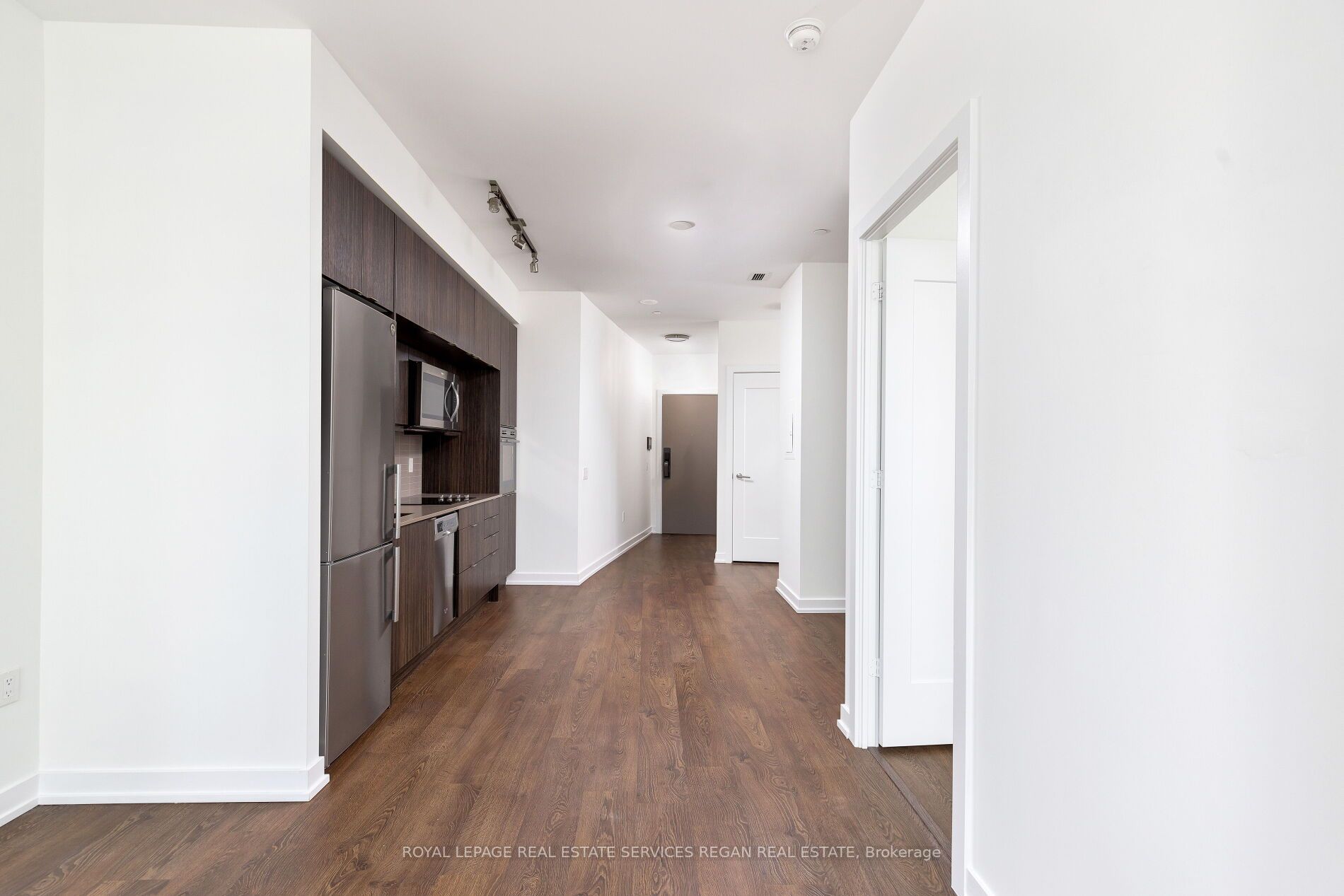10 York St, #801
