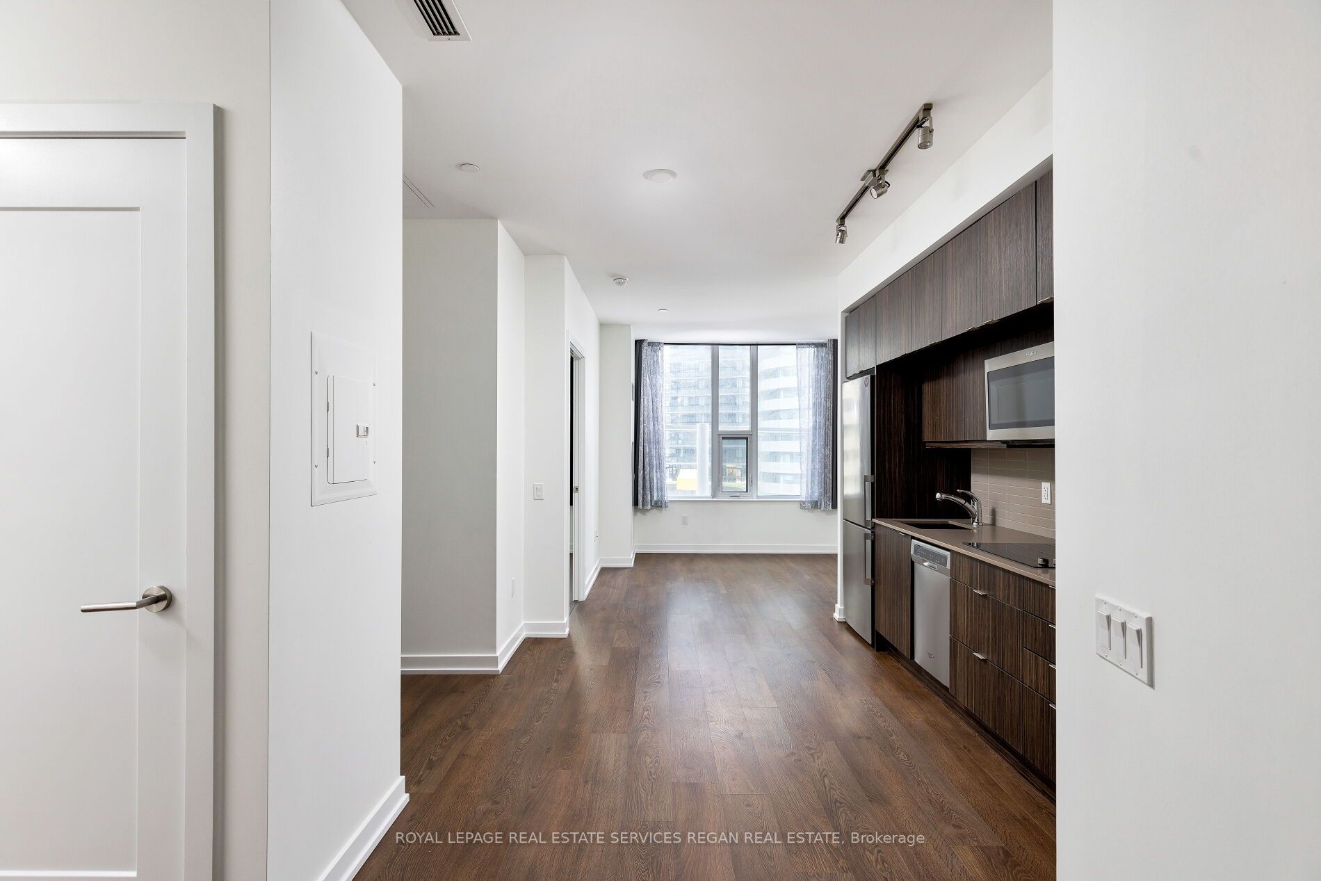 10 York St, #801