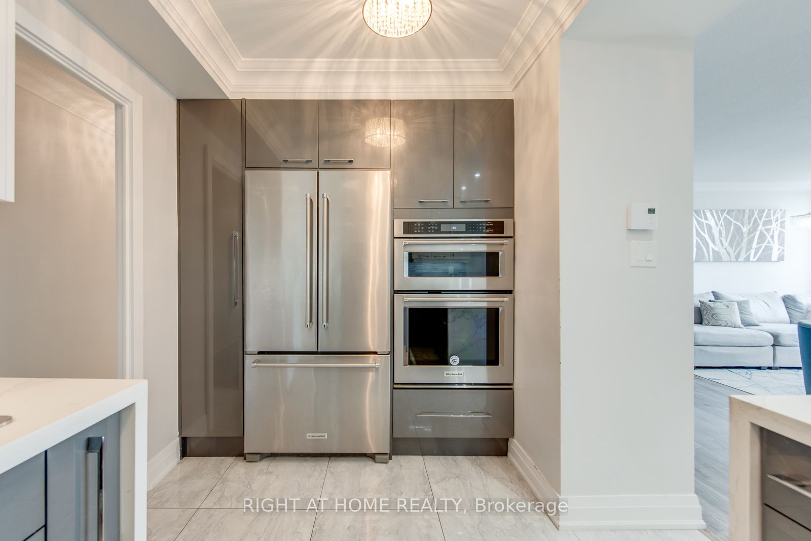 130 Neptune Dr, #509