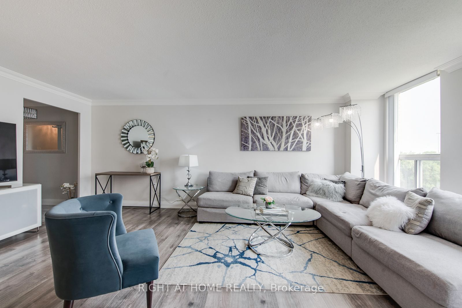 130 Neptune Dr, #509