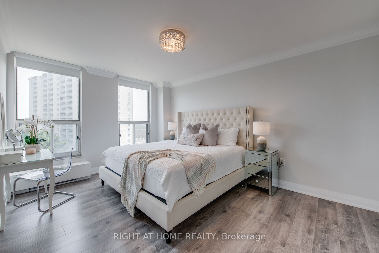 130 Neptune Dr, #509