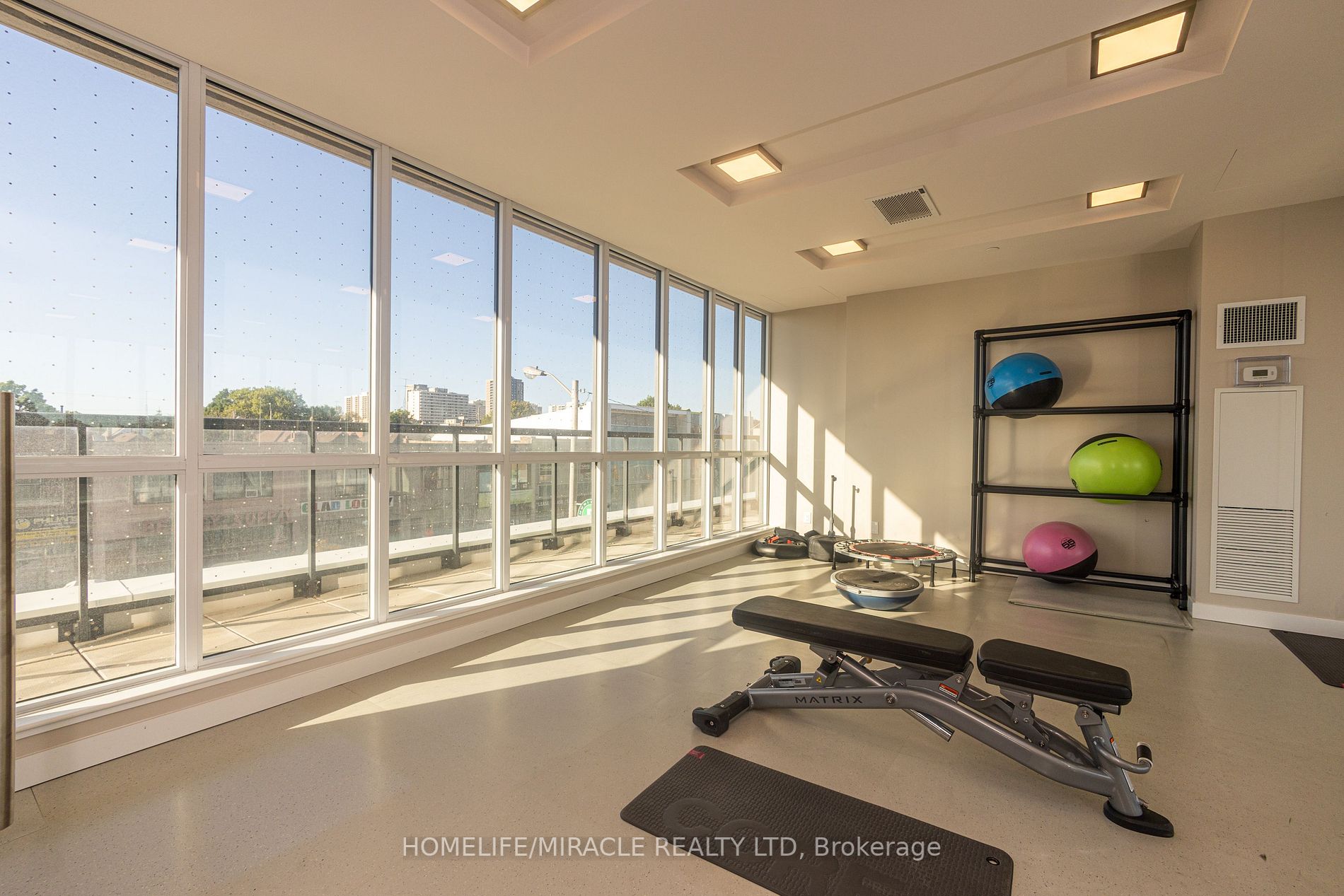 1603 Eglinton Ave W, #807