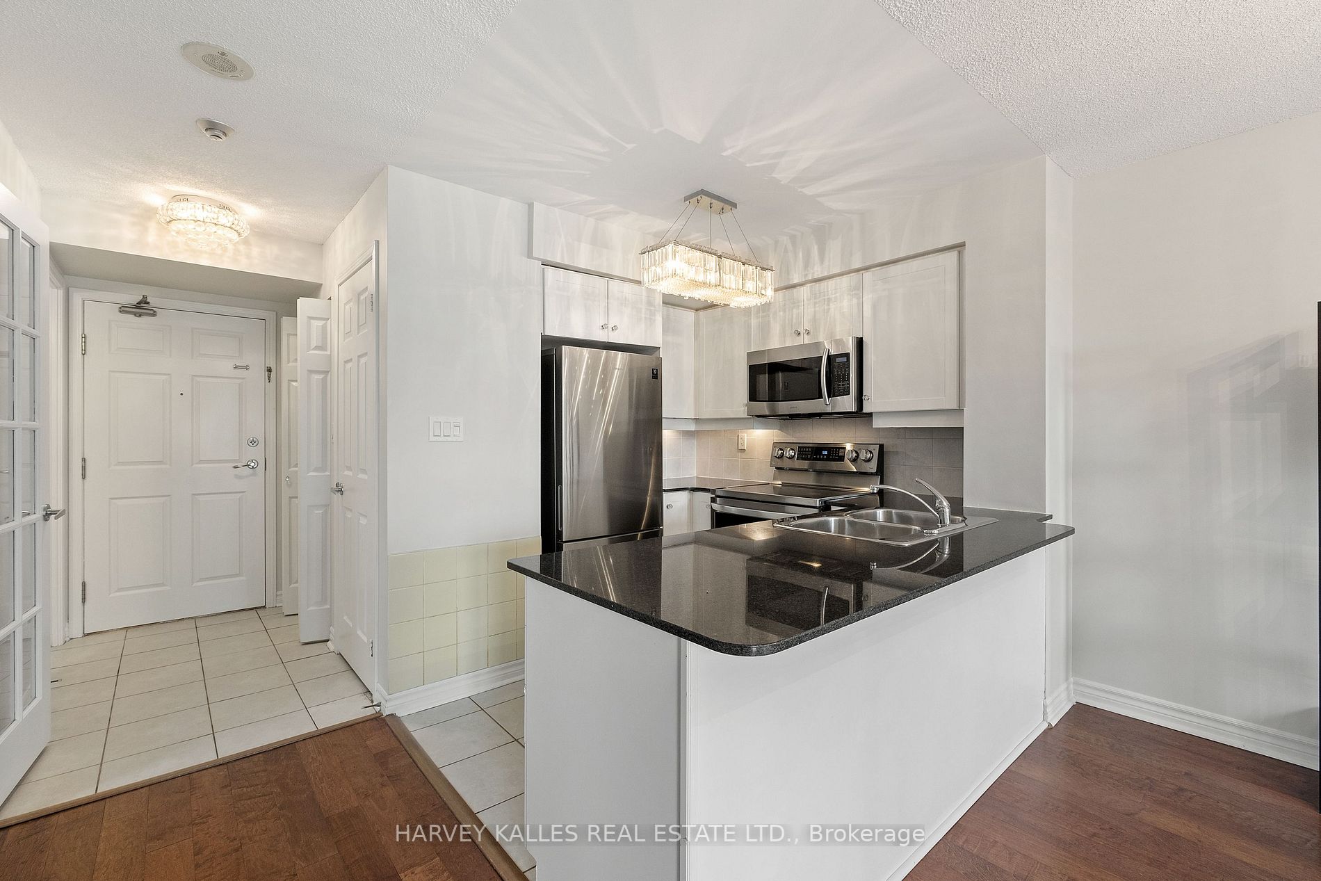 19 Barberry Pl, #407