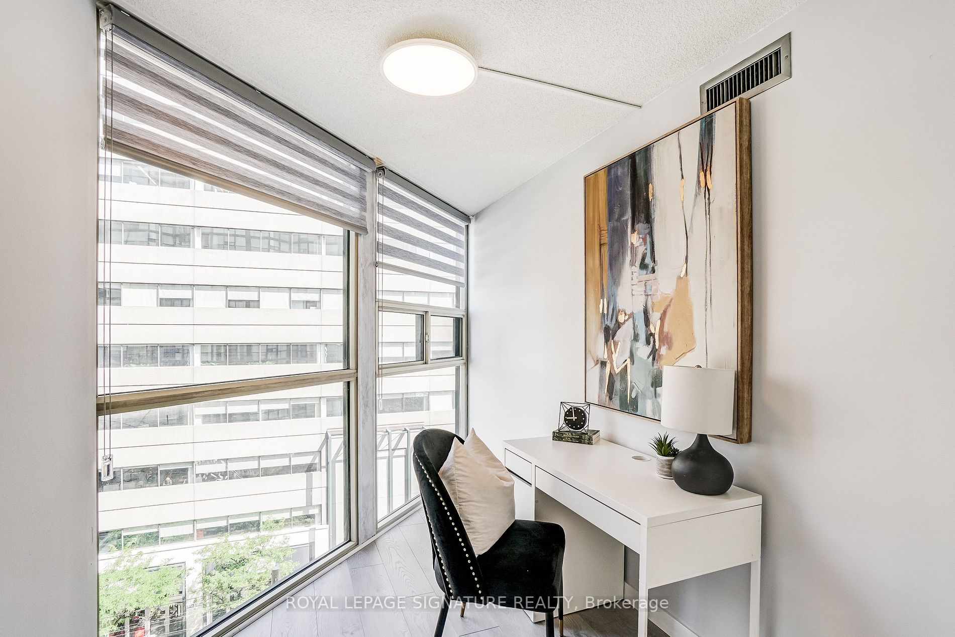 705 King St W, #805