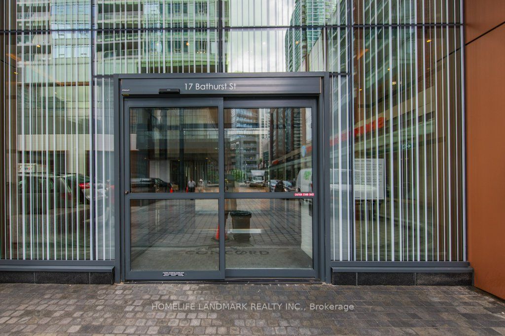 17 Bathurst St, #3911