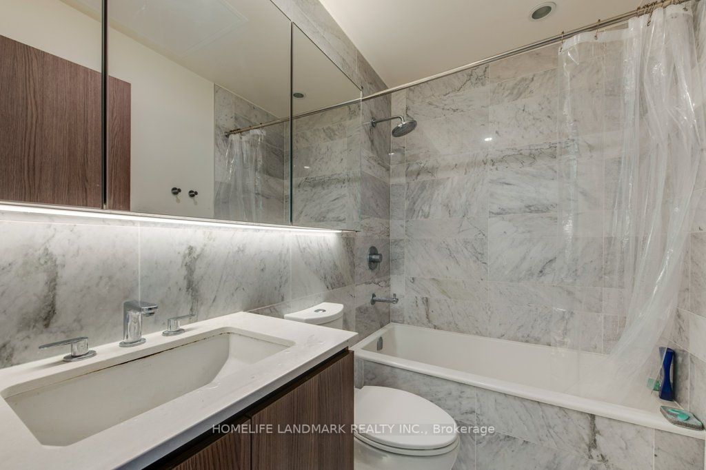 17 Bathurst St, #3911