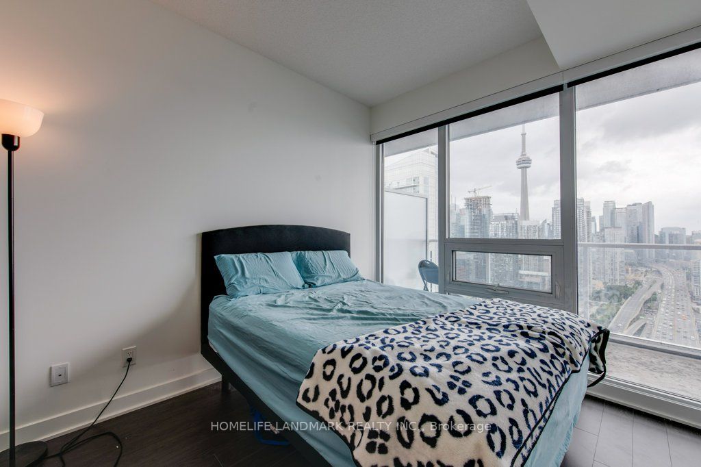 17 Bathurst St, #3911