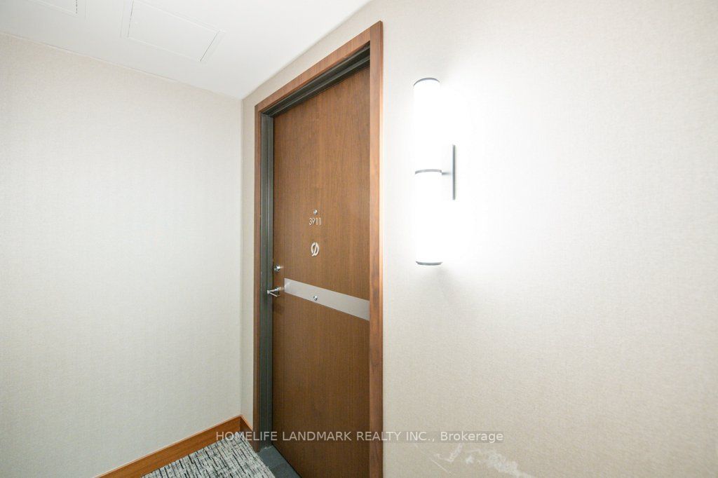 17 Bathurst St, #3911