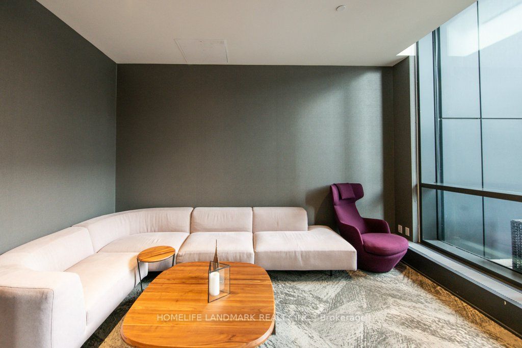 17 Bathurst St, #3911